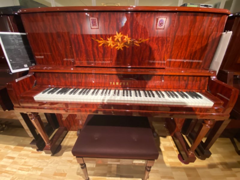 YAMAHA