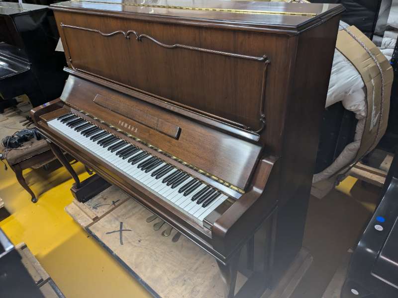 YAMAHA