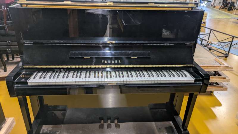 YAMAHA