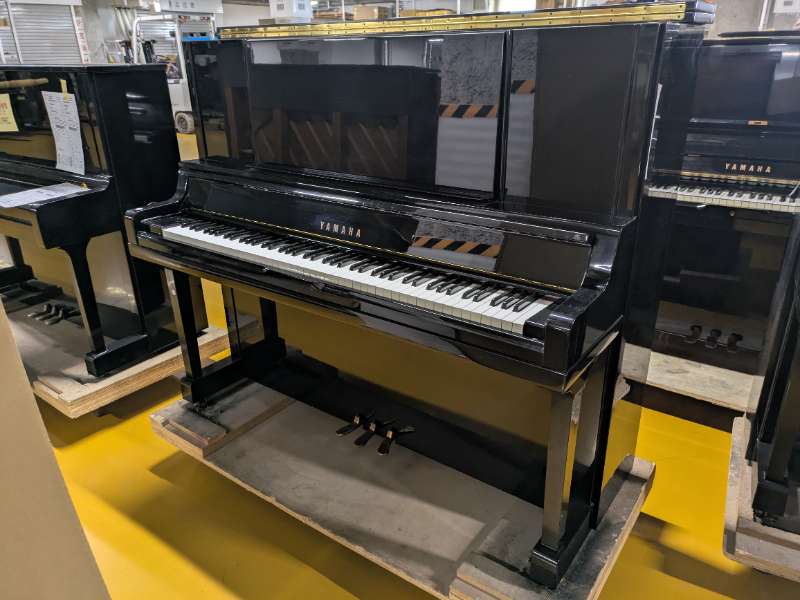 YAMAHA