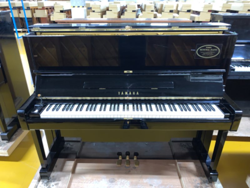 YAMAHA