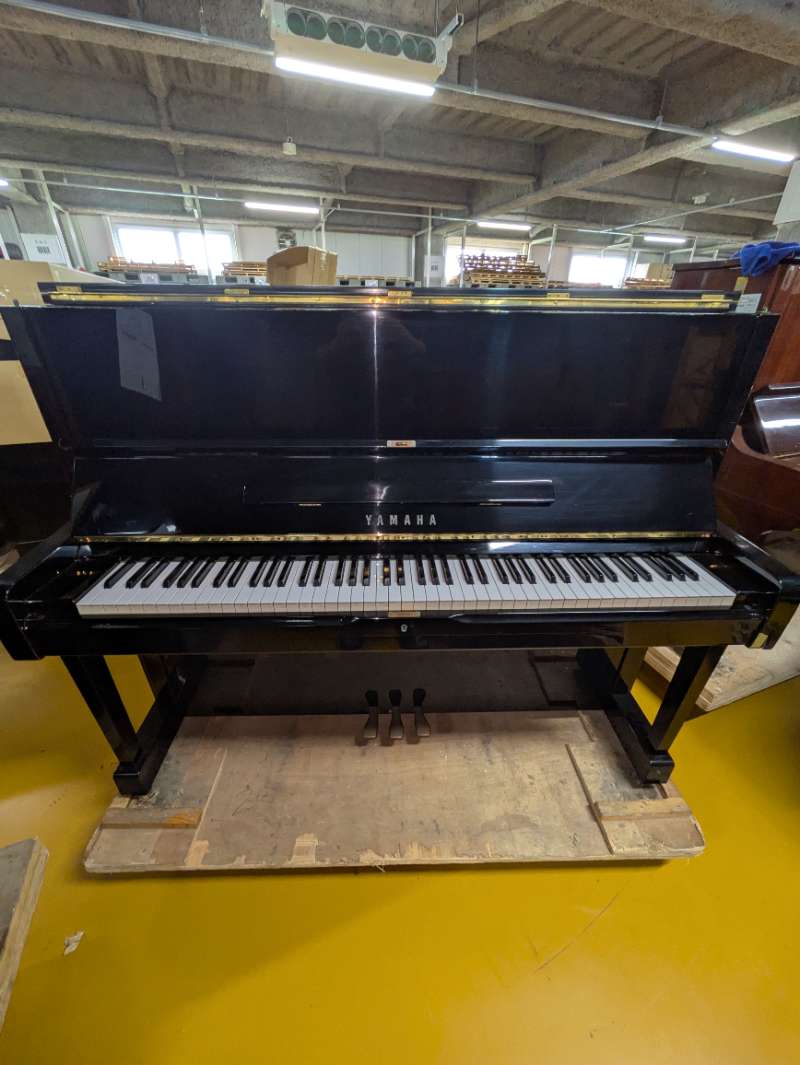 YAMAHA