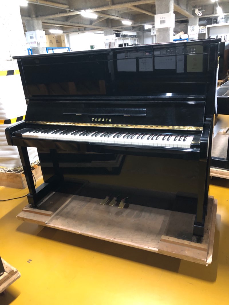 YAMAHA