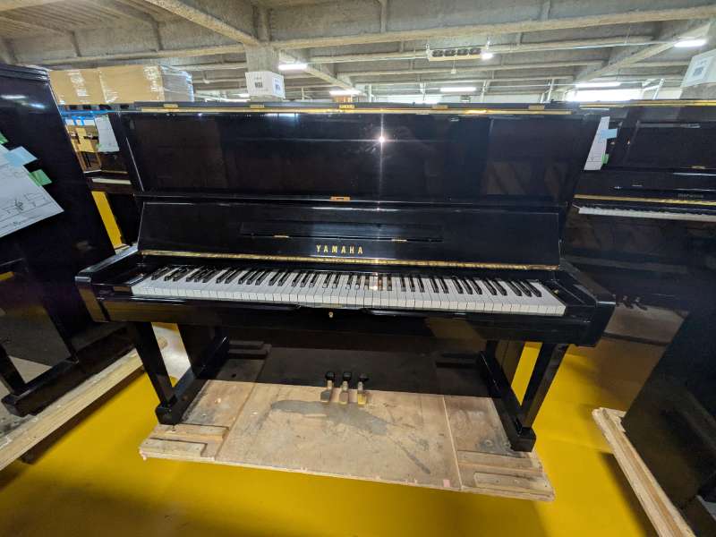 YAMAHA