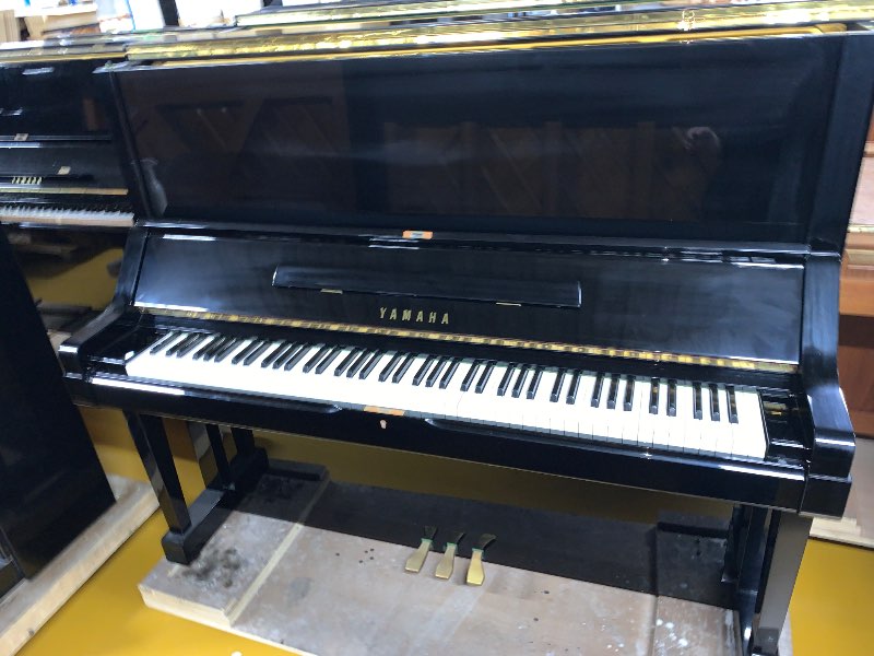 YAMAHA