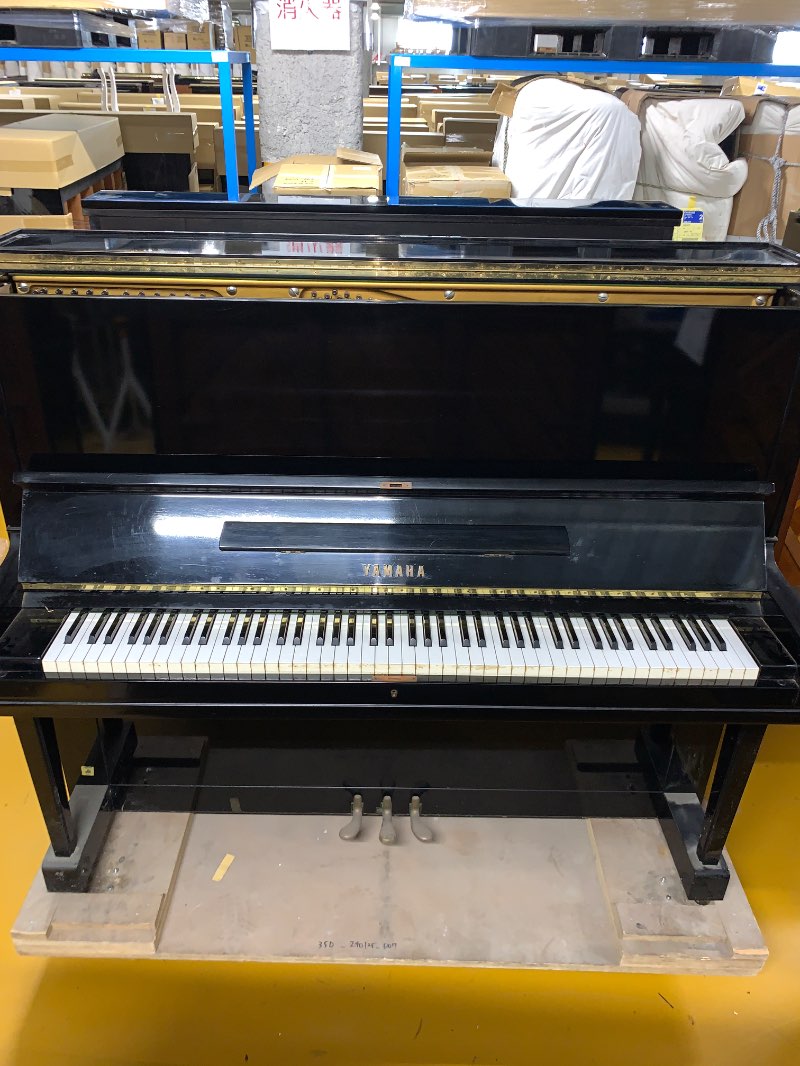 YAMAHA