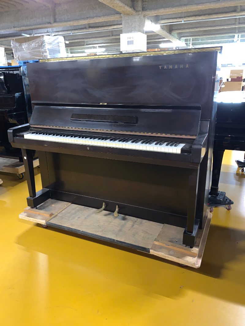 YAMAHA