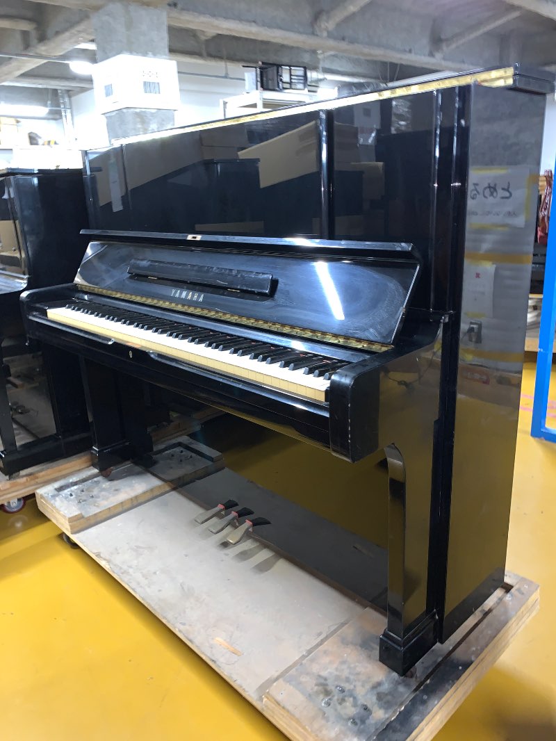 YAMAHA