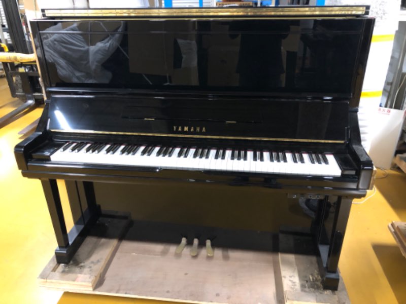 YAMAHA