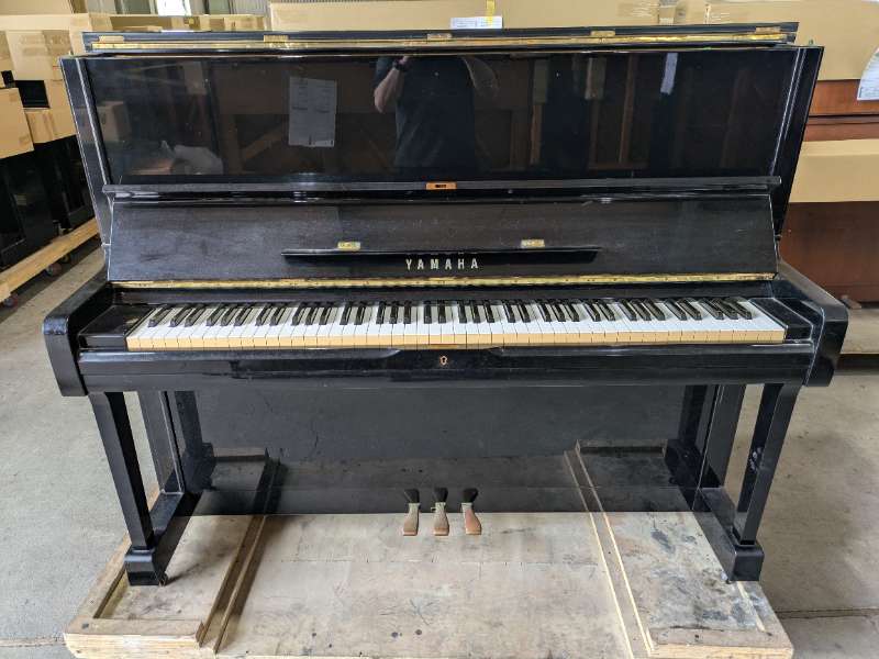 YAMAHA