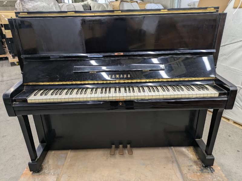 YAMAHA