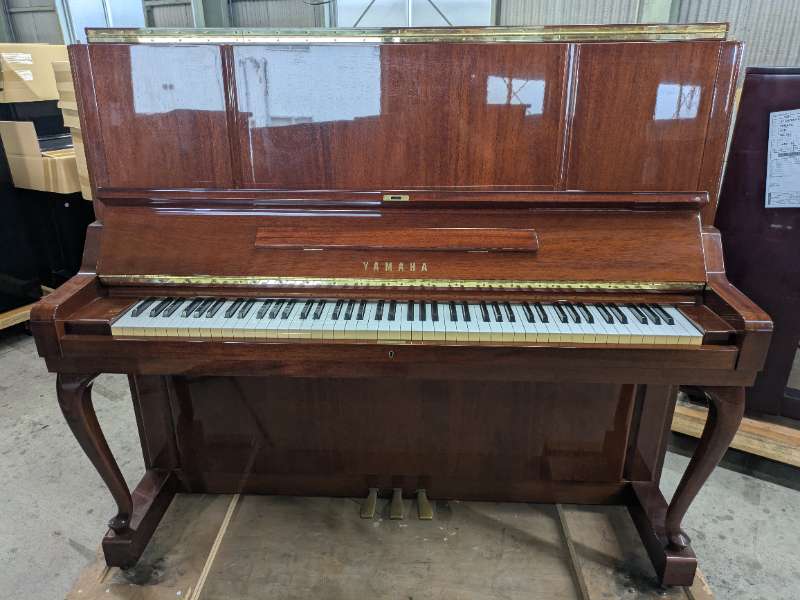 YAMAHA
