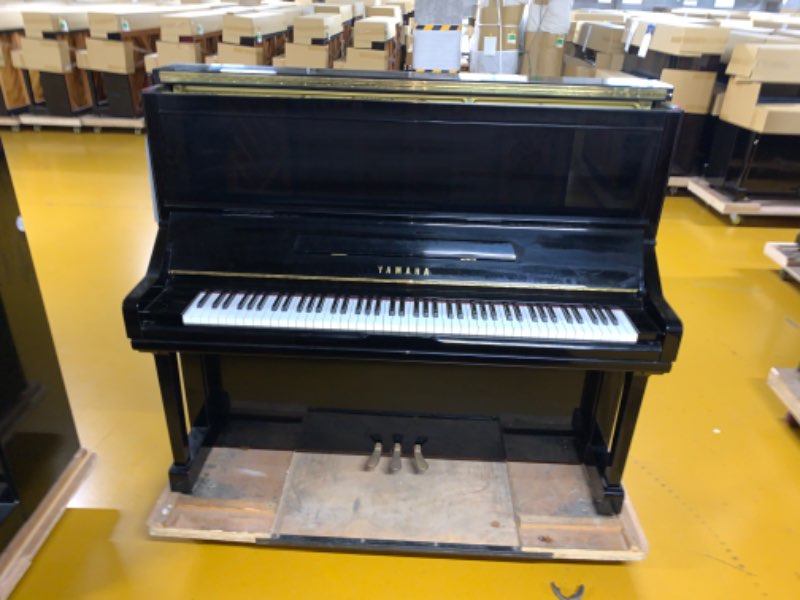 YAMAHA