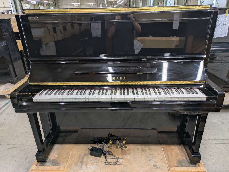 YAMAHA
