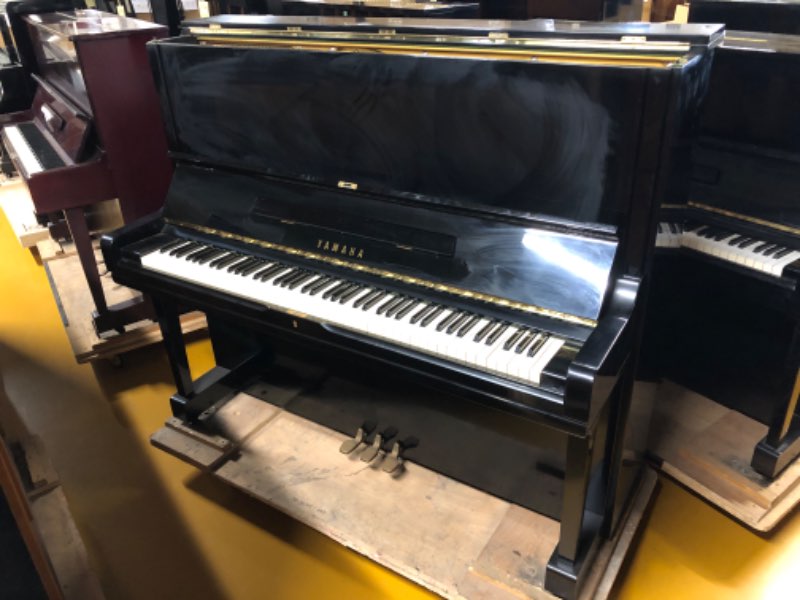 YAMAHA