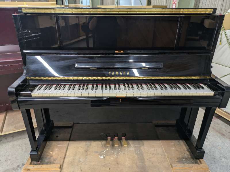 YAMAHA