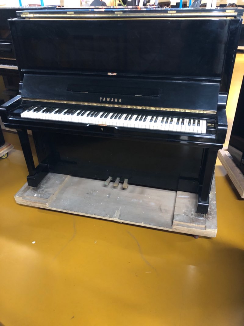 YAMAHA
