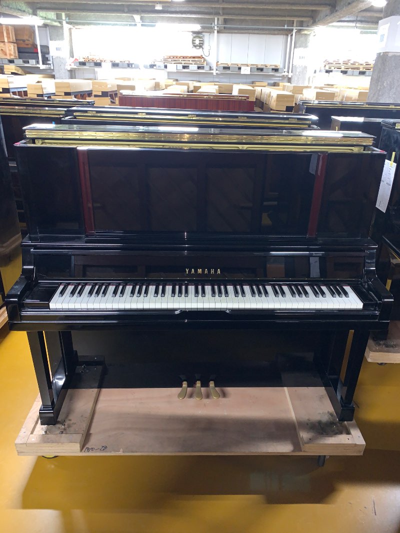 YAMAHA