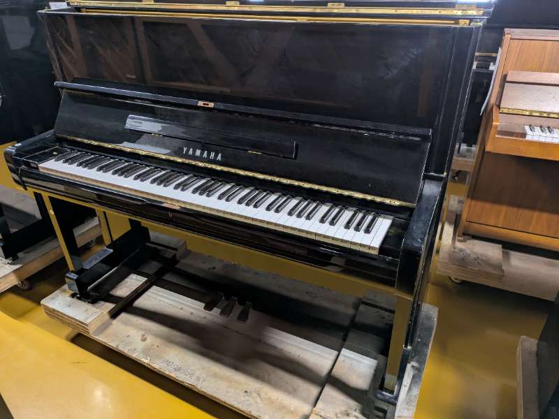 YAMAHA