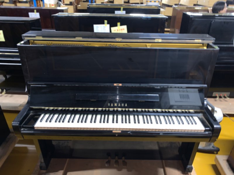 YAMAHA