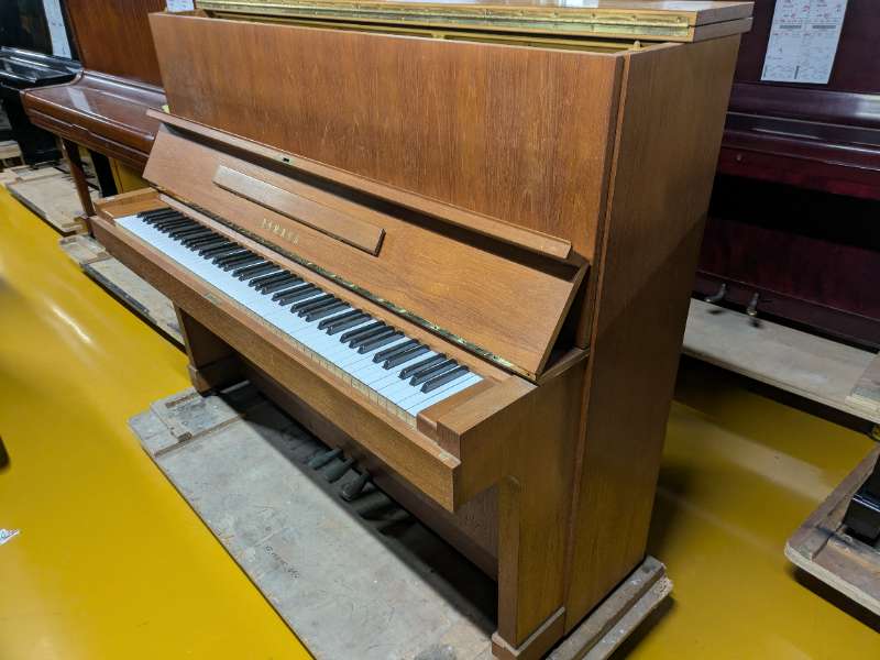 YAMAHA