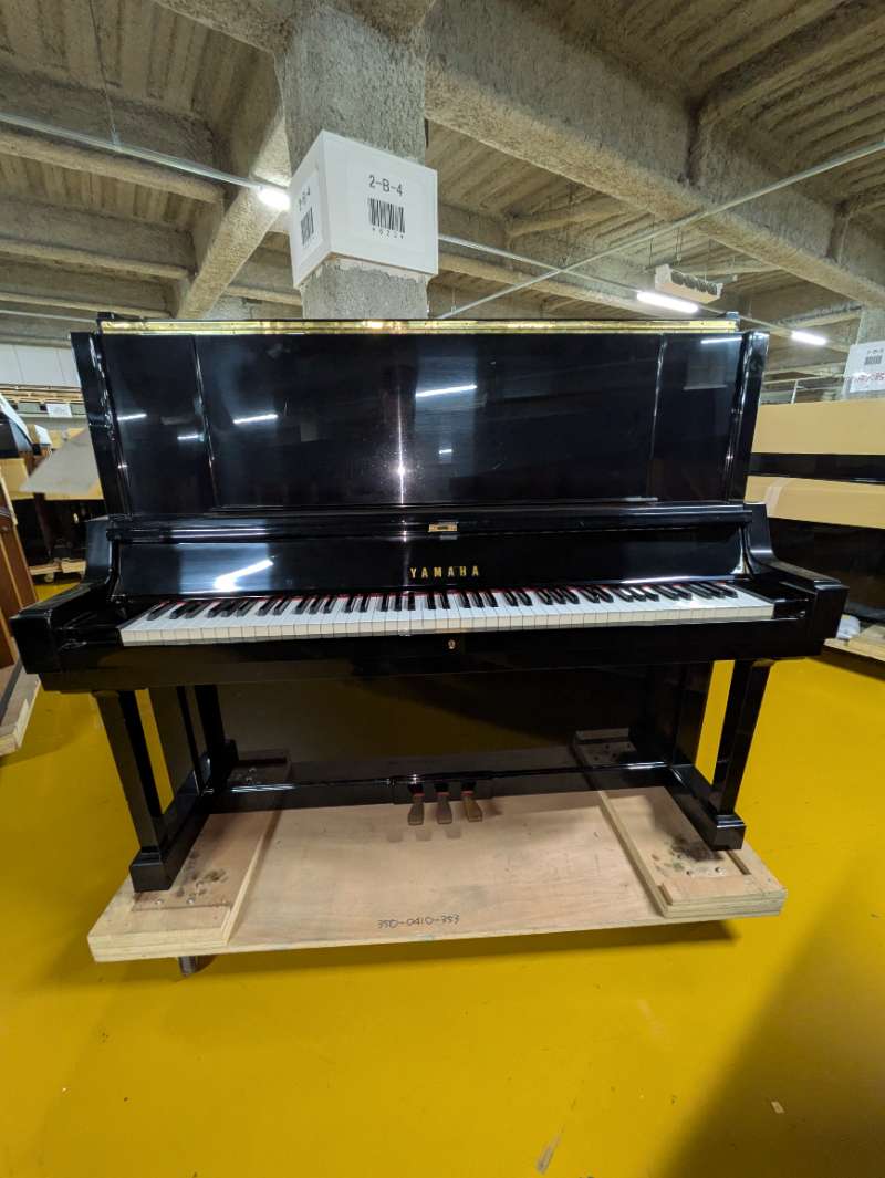 YAMAHA