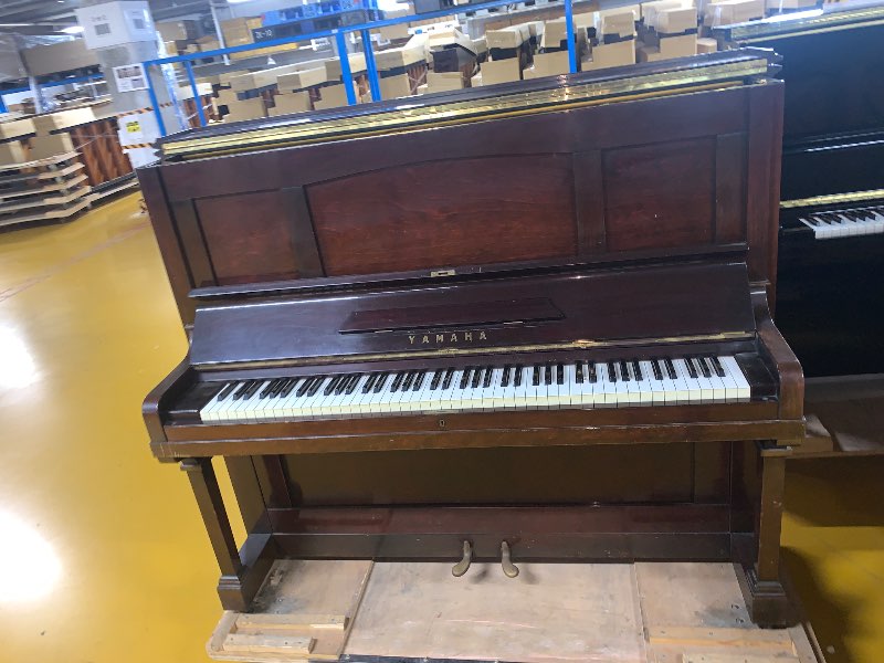 YAMAHA