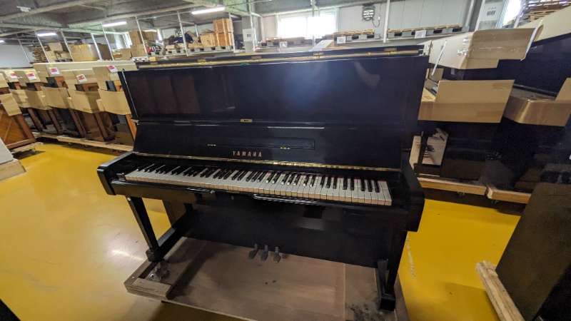 YAMAHA
