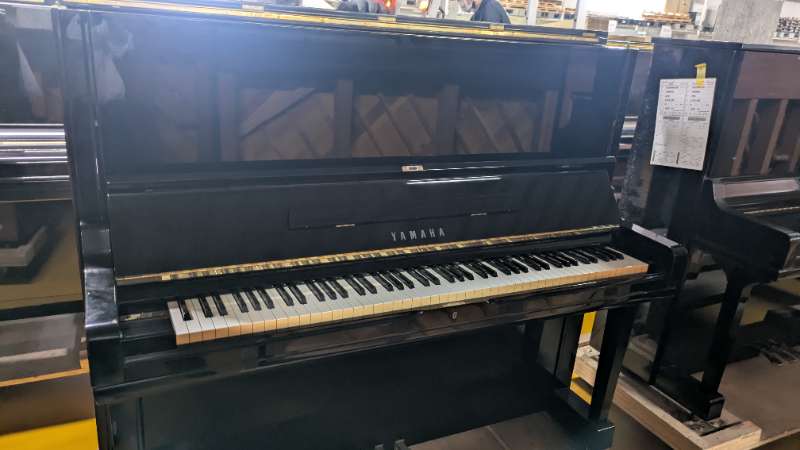 YAMAHA