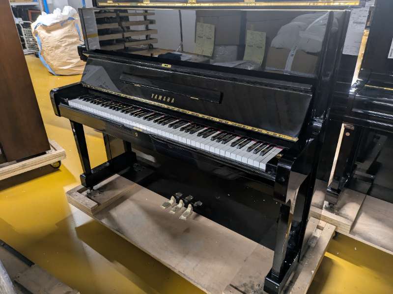 YAMAHA
