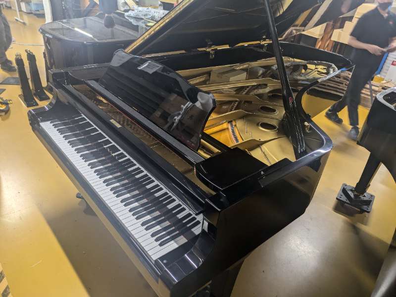 YAMAHA