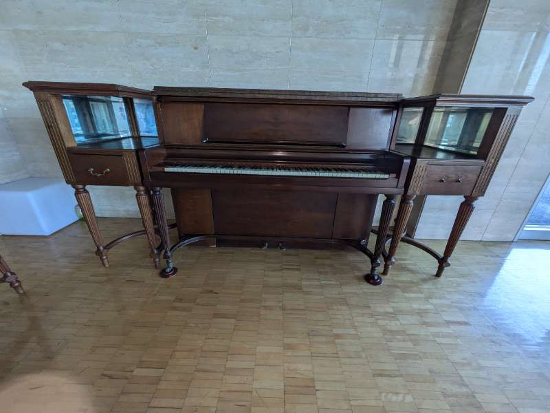 HEINTZMAN